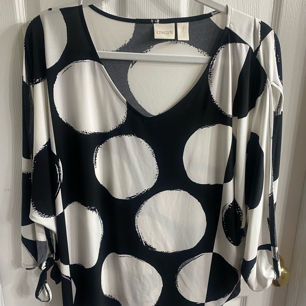 Chico's Black and White Oversized Polka Dot V-Neck Tunic